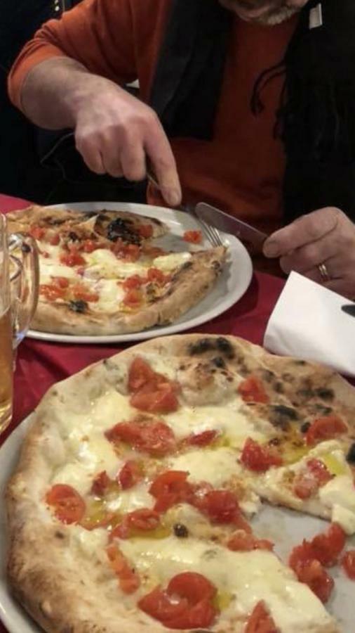 Apartamento Rosy Monolocale Nel Centro Storico Di Torre Annunziata Di Fronte Scavi Oplonti Exterior foto