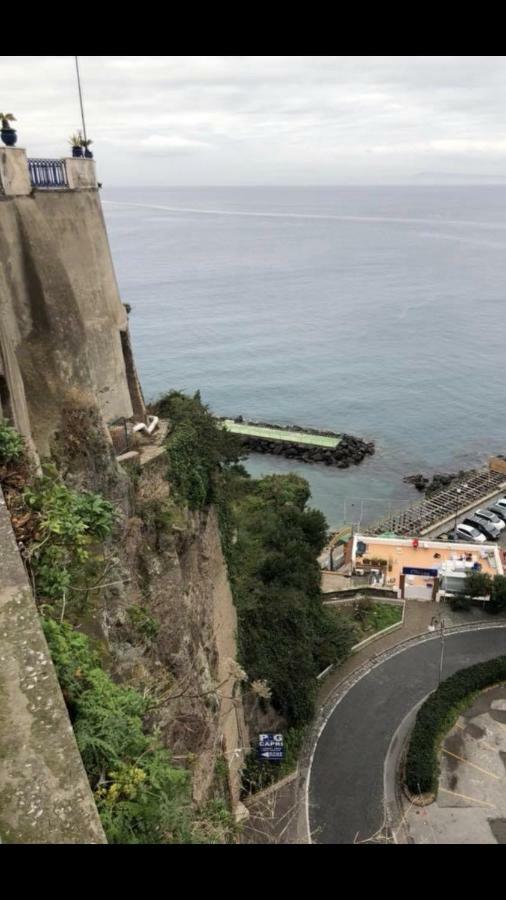 Apartamento Rosy Monolocale Nel Centro Storico Di Torre Annunziata Di Fronte Scavi Oplonti Exterior foto